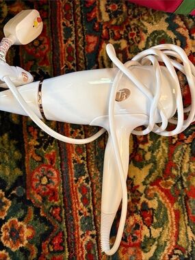 T3 White & Rose Gold Professional Hair Dryer
